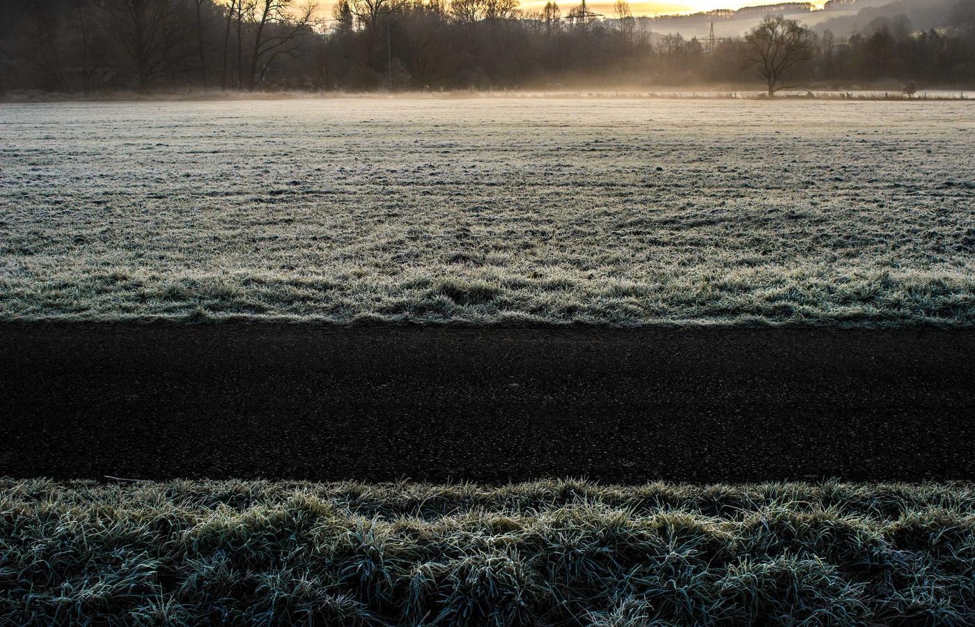 Diagram showing different orbital paths around Earth